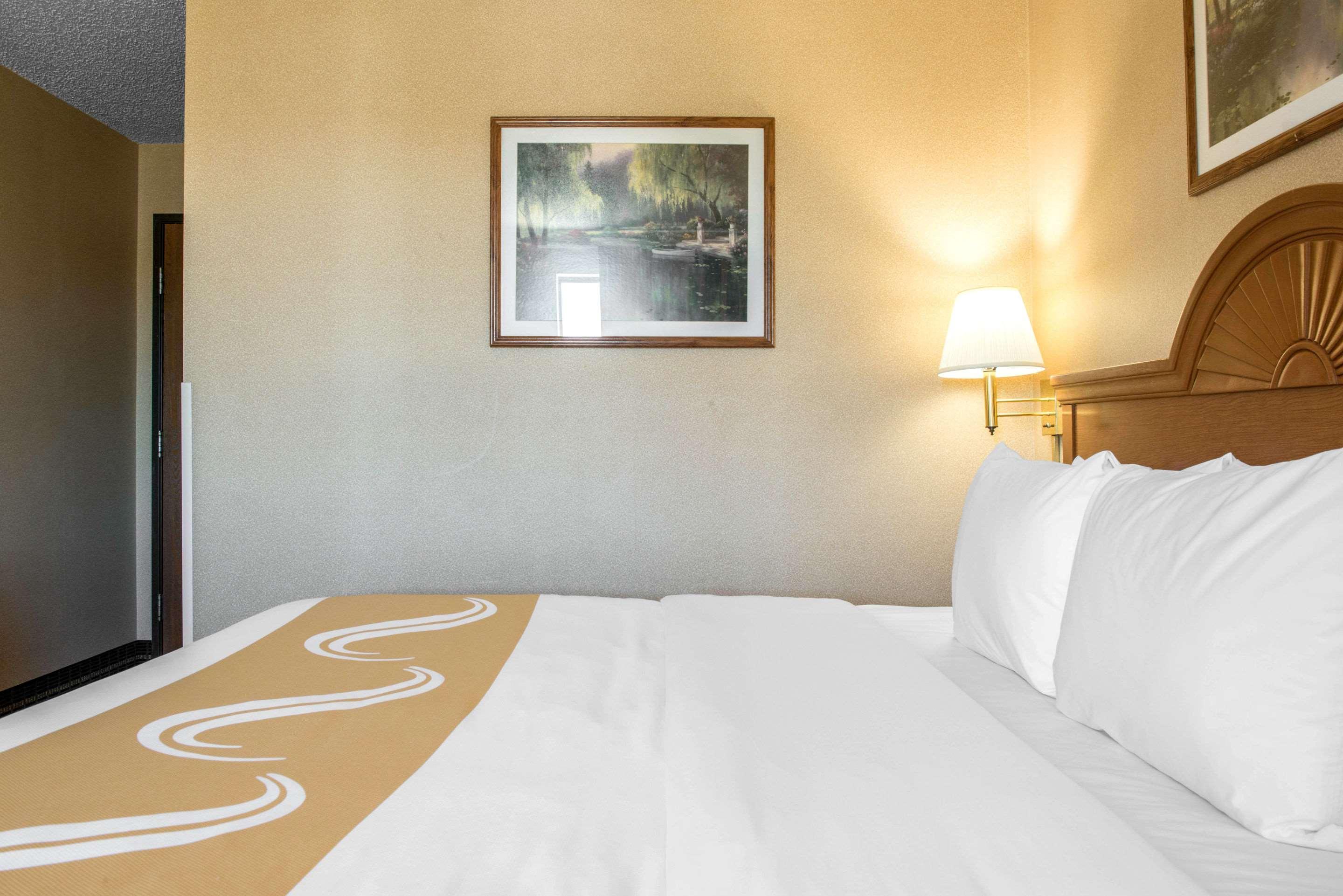 Quality Inn Meadville Bagian luar foto
