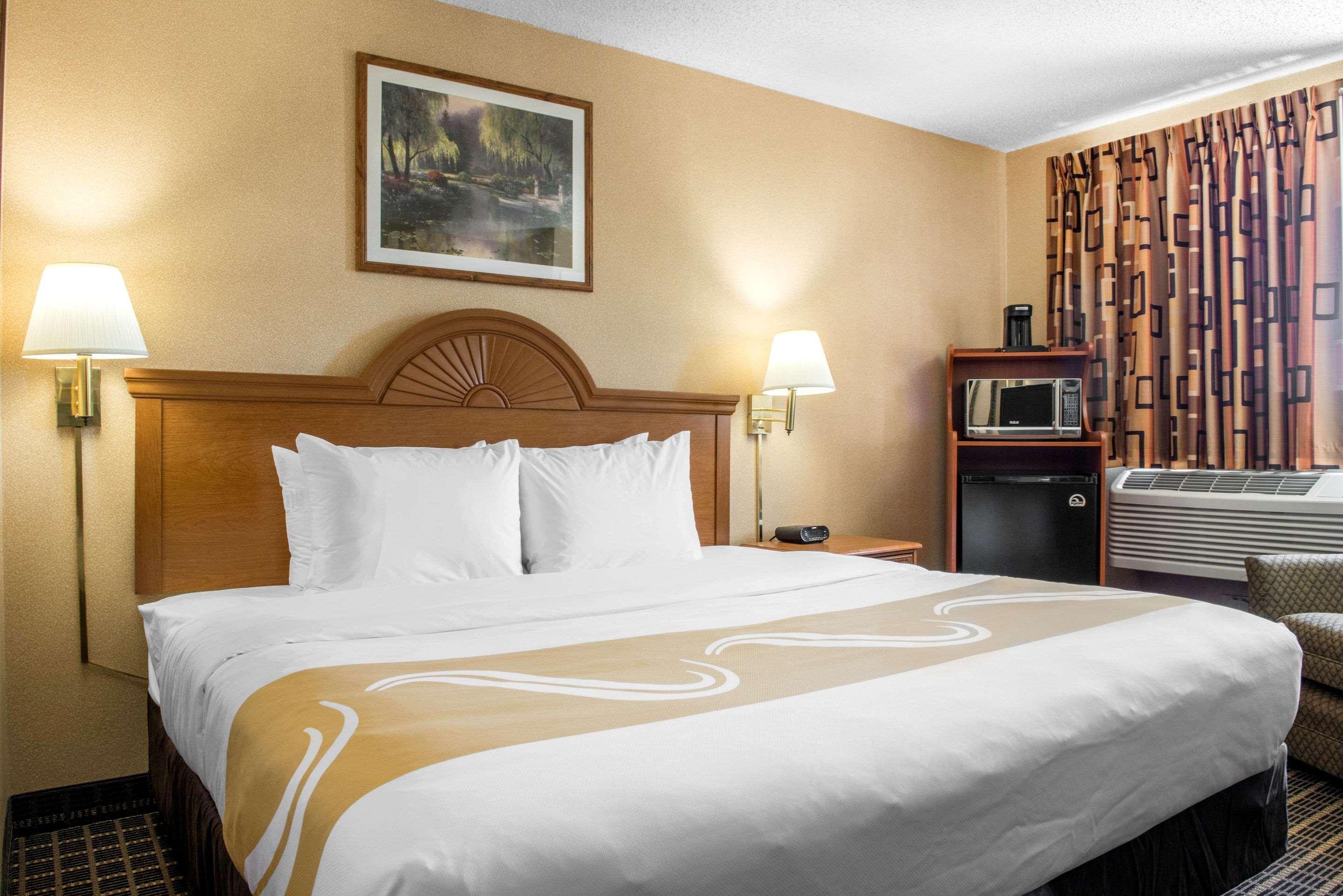 Quality Inn Meadville Bagian luar foto