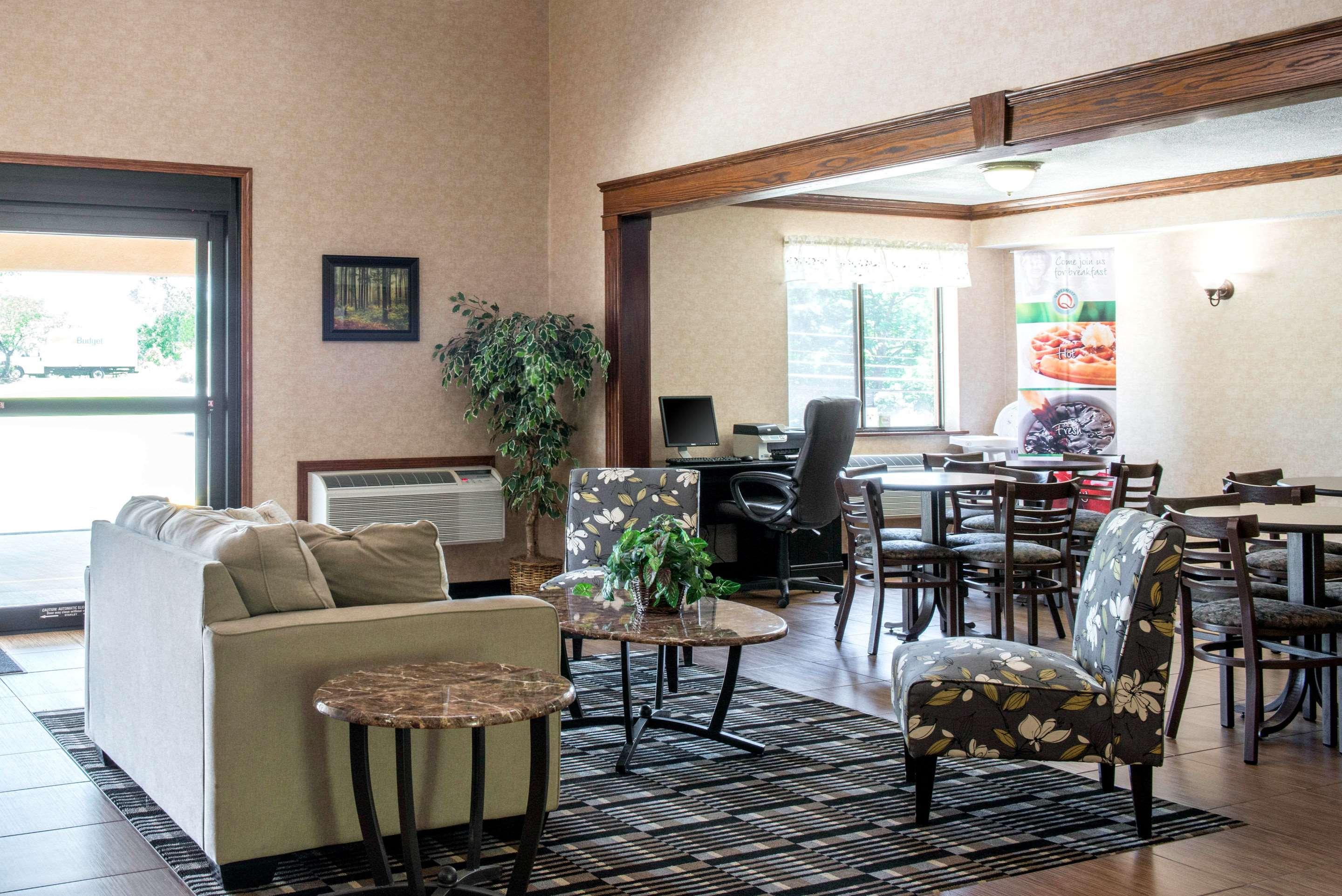 Quality Inn Meadville Bagian luar foto
