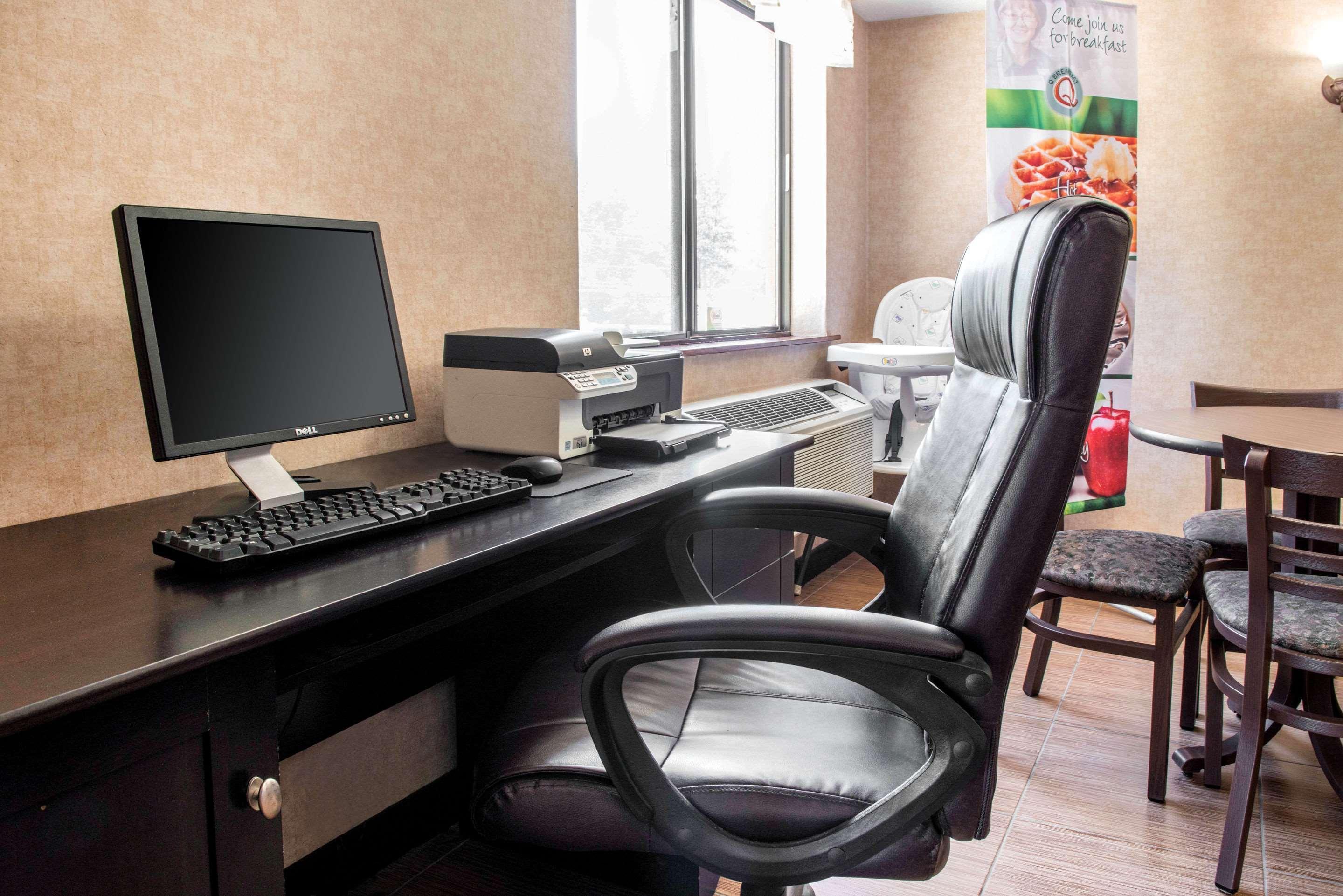 Quality Inn Meadville Bagian luar foto